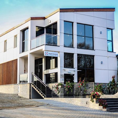 Zajazd U George'A Ziebice Exteriér fotografie